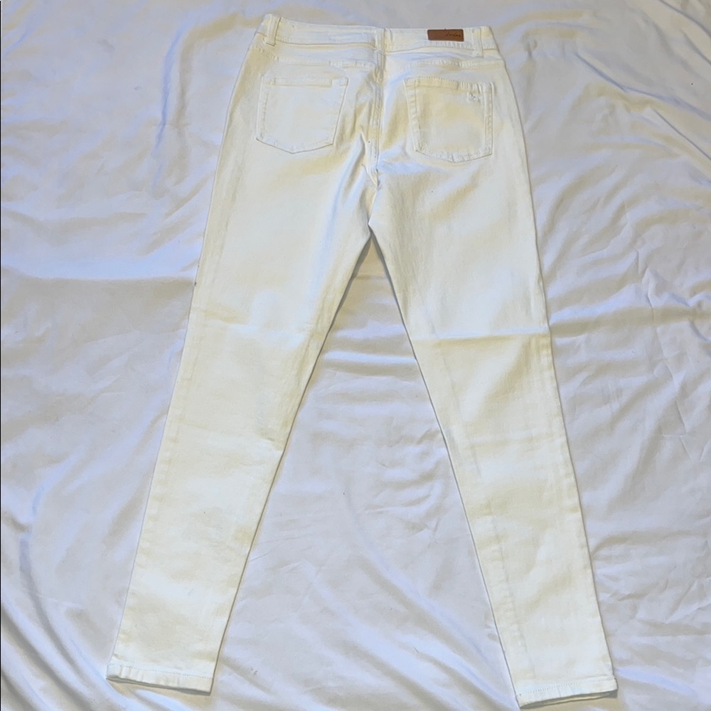 Jences Skinny Jeans with Clean Design - Picture 7 of 16